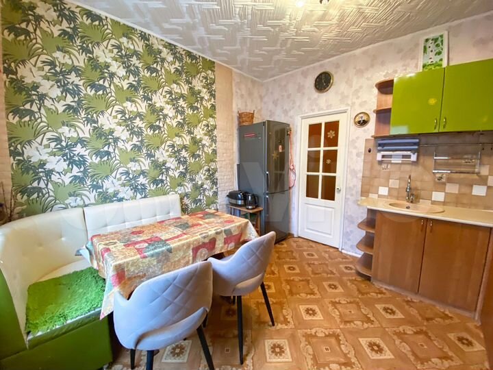 3-к. квартира, 79 м², 5/5 эт.