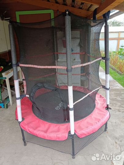 Детский батут с сеткой