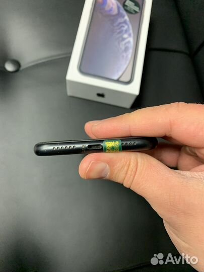 iPhone Xr, 128 ГБ