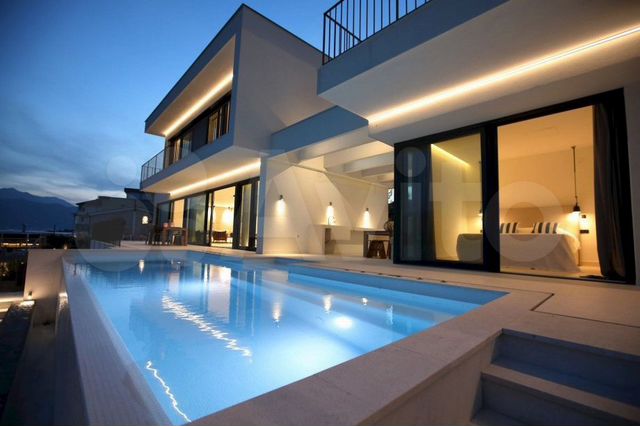 Отельный дом на берегу Чёрного моря