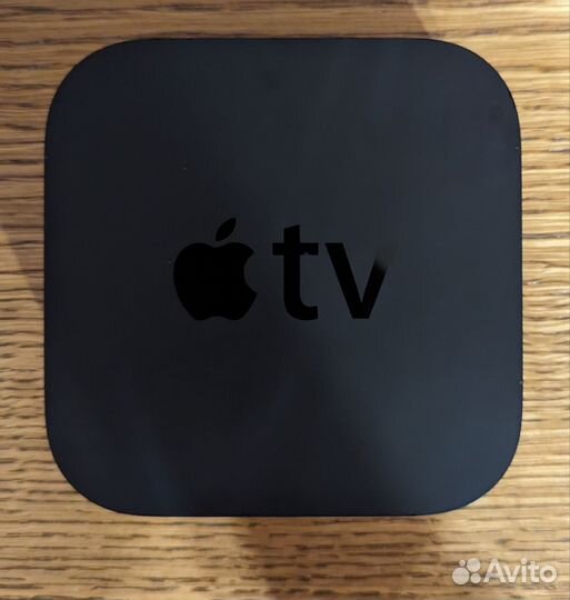 Apple TV 4 64gb (A1625)