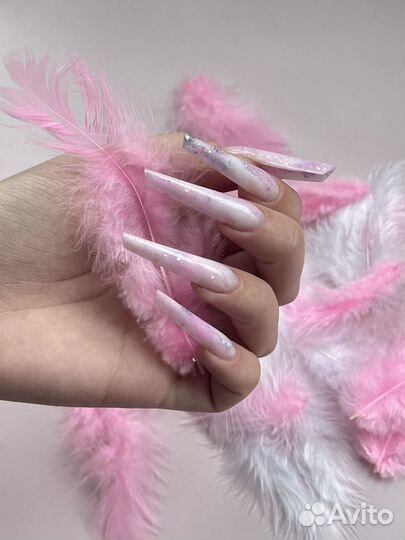 Маникюр, гель-лак, наращивание ногтей