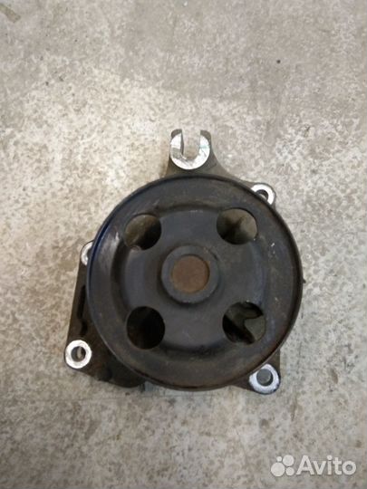 Помпа Мазда 3 BL Z6