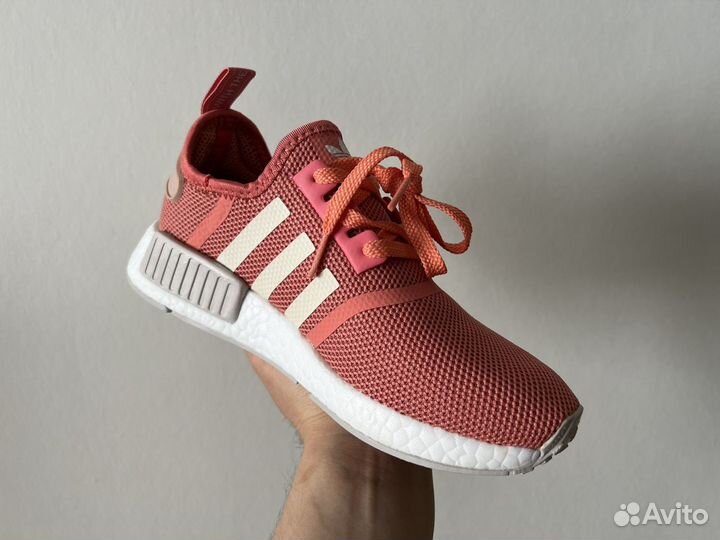 Кроссовки adidas nmd r1