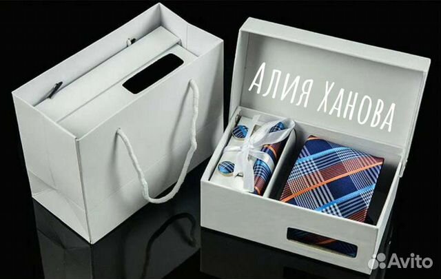 Подарок для мужчины галстук и запонки