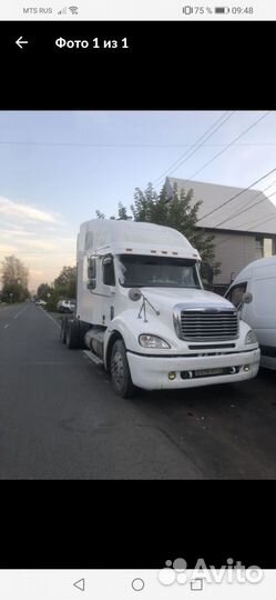 Freightliner Columbia с полуприцепом, 2003