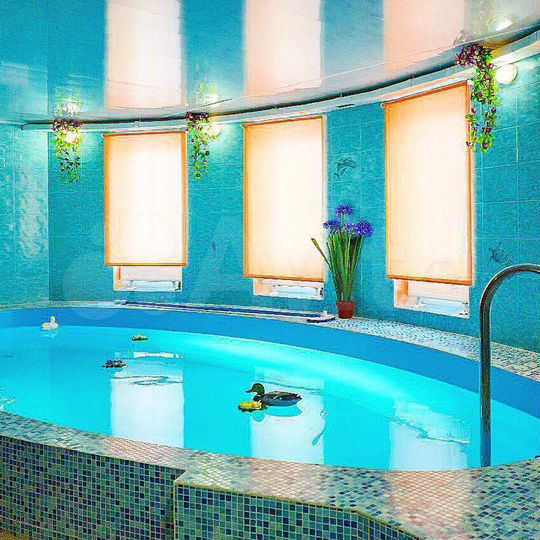 Дом 900 м² на участке 25 сот.