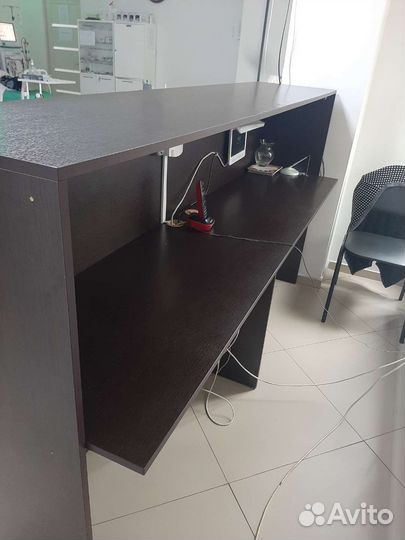 Стойка ресепшн бу