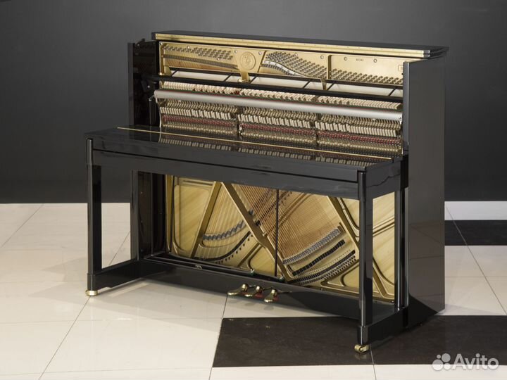 Пианино Bohemia мод. R121 (BU) черное,полированное