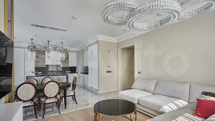 7-к. квартира, 210 м², 18/19 эт.