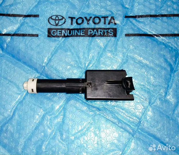 Форсунка омывателя фар Камри 40 левая 06-08