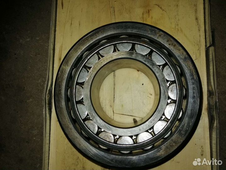 Подшипник новый skf 32314 SKF