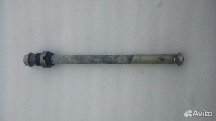 Kawasaki ZX6R 636 05 06 ось маятника