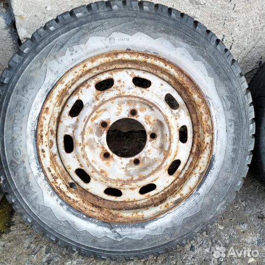 Колесо R16 на УАЗ Соболь