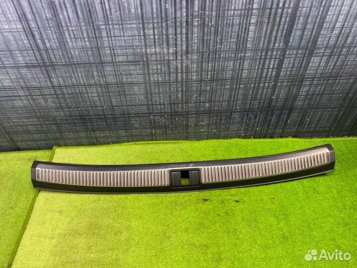 Декоративная накладка Audi A4 Avant B7 ALT 2006