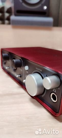 Focusrite scarlett 2i2