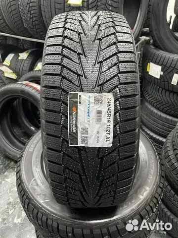 Hankook Winter I'Cept iZ 2 W616 245/45 R19