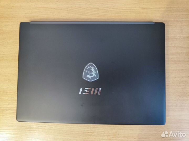 Ультрабук MSI Modern 14 C12M-230RU