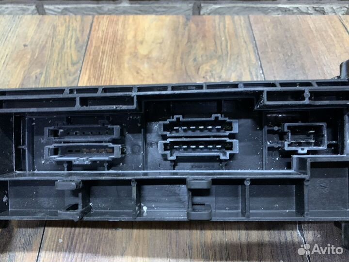 Mercedes benz W166 GLE Блок предохранителей