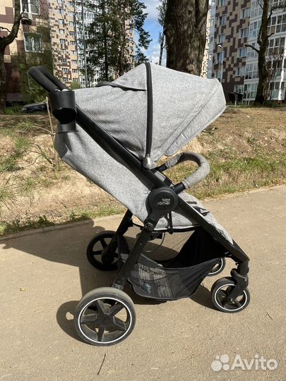 Прогулочная коляска britax romer