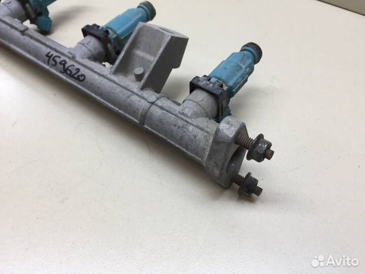 Рейка топливная рампа Hyundai Sonata 4 EF,Tagaz 20