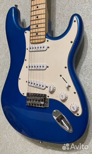 Электрогитара Fender Stratocaster