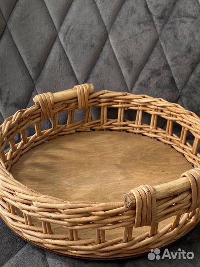 Плетенный поднос