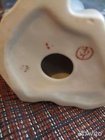 Статуэтки фарфор