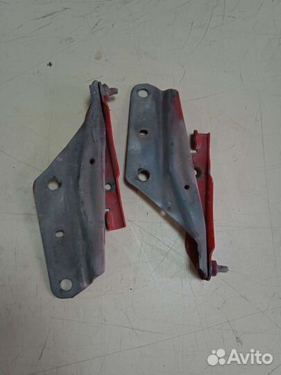 Петля капота Pontiac Grand AM Понтиак гранд ам