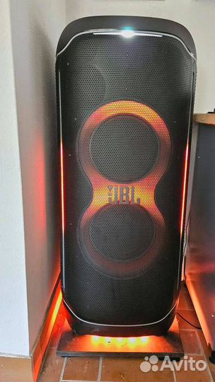 Акустическая колонка JBL PartyBox UltiMate как нов