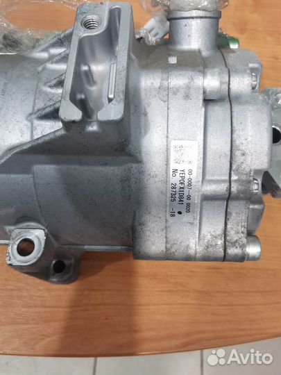 Компрессор кондиционера Нисан