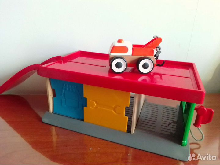 Икея парковка гараж с эвакуатором IKEA