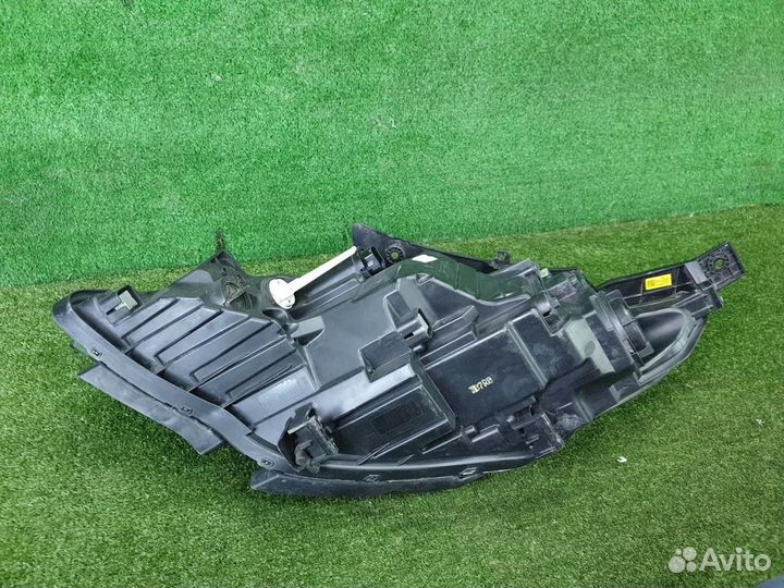 Фара правая Kia Optima