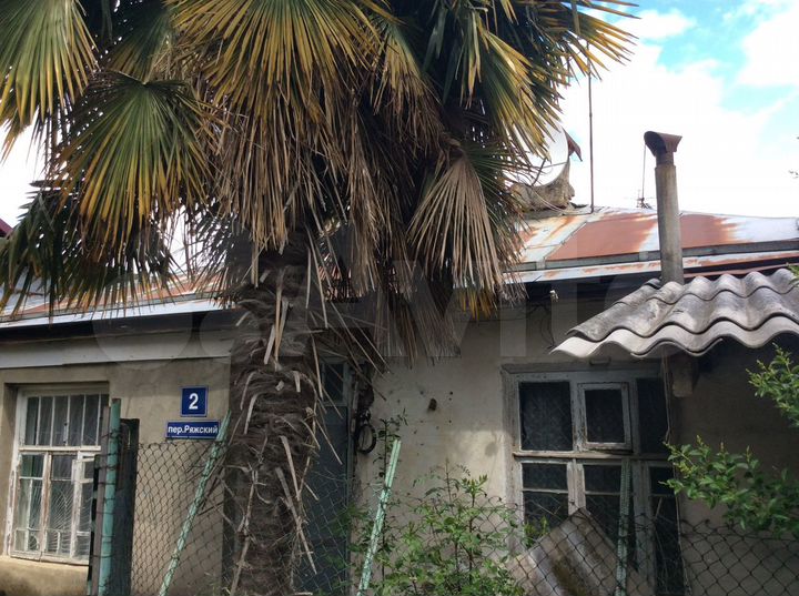 2-к. квартира, 50 м², 1/1 эт.