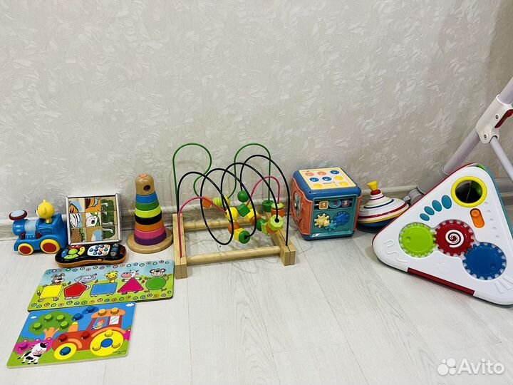 Развивающие игрушки для малышей