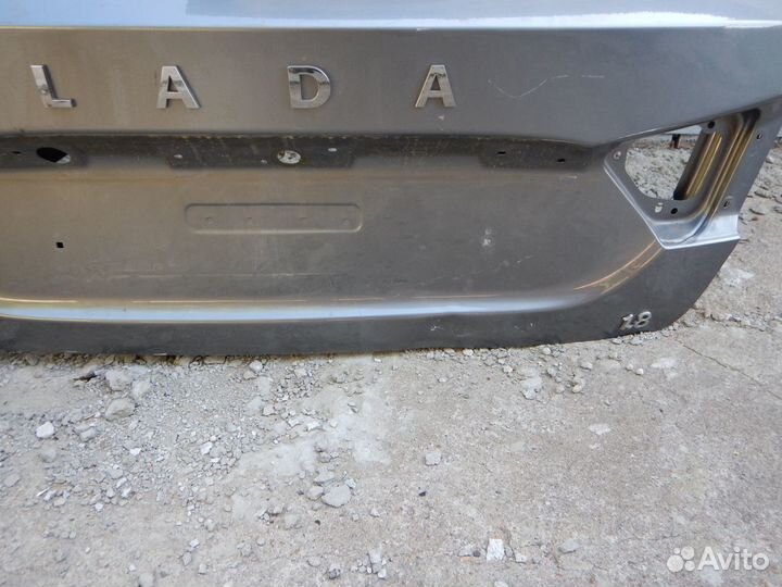 Крышка багажника LADA Vesta Cross