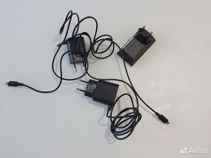 Зарядное устройство