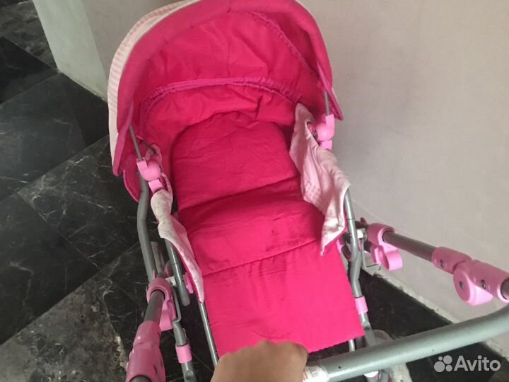 Детская игрушечная коляска