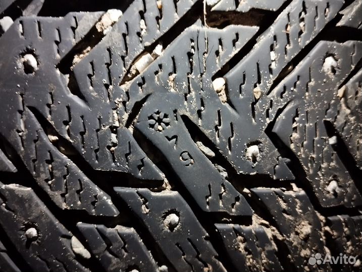 Nokian Tyres Hakkapeliitta 8 215/55 R17