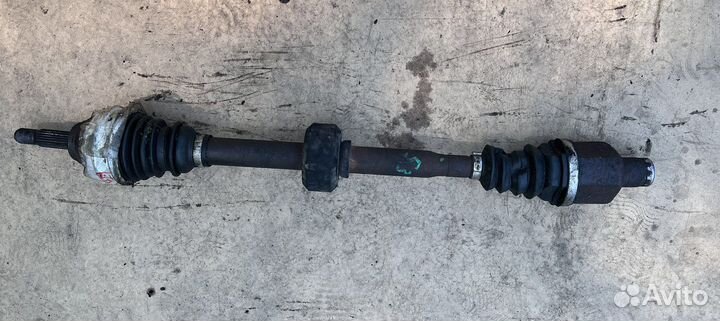 Привод передний правый Renault Logan 1 1.4