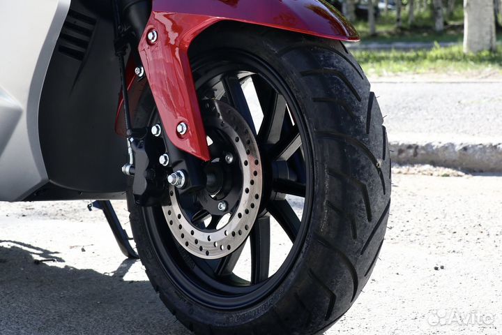 Макси скутер Tracer (Honda ADV ) 200кб