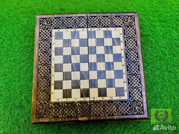 Шахматная доска из Армении