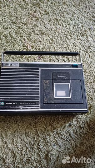 Кассетный магнитофон sanyo не работает