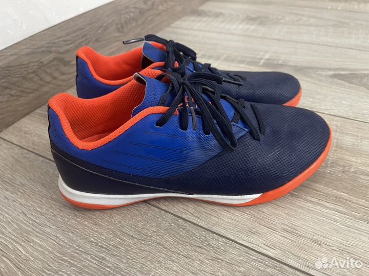 Бутсы футбольные