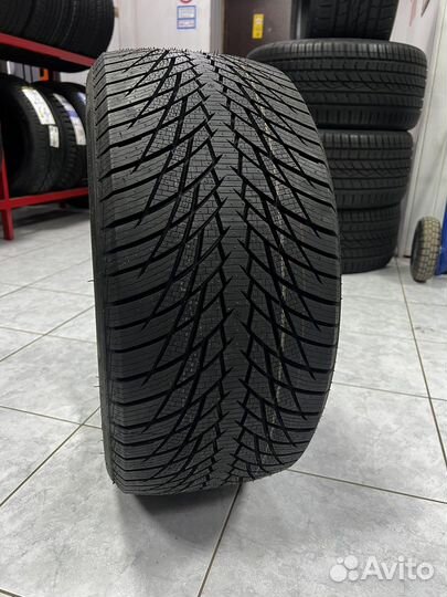 Greentrac Winter Master D1 235/55 R19 105V
