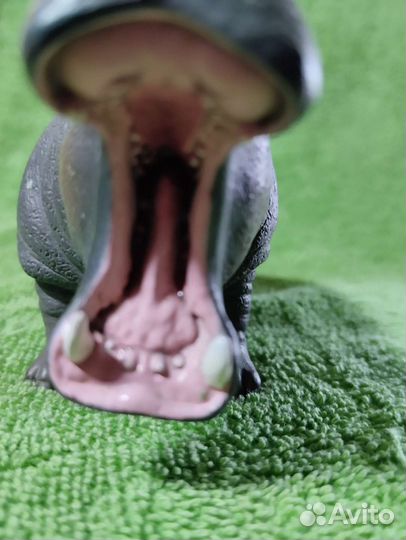 Бегемот фигурка б\у возможен обмен на деньги