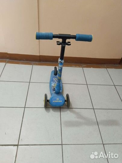 Самокат детский трехколесный бу