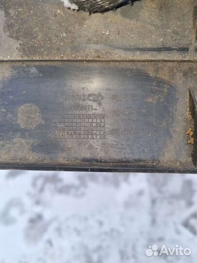 Лада ларгус молдинг передней правой двери