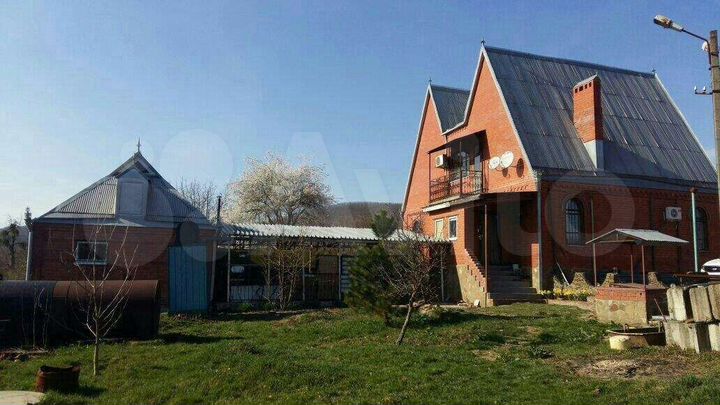 Дом 188 м² на участке 17 сот.