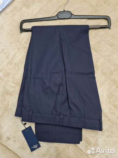 Костюм новый